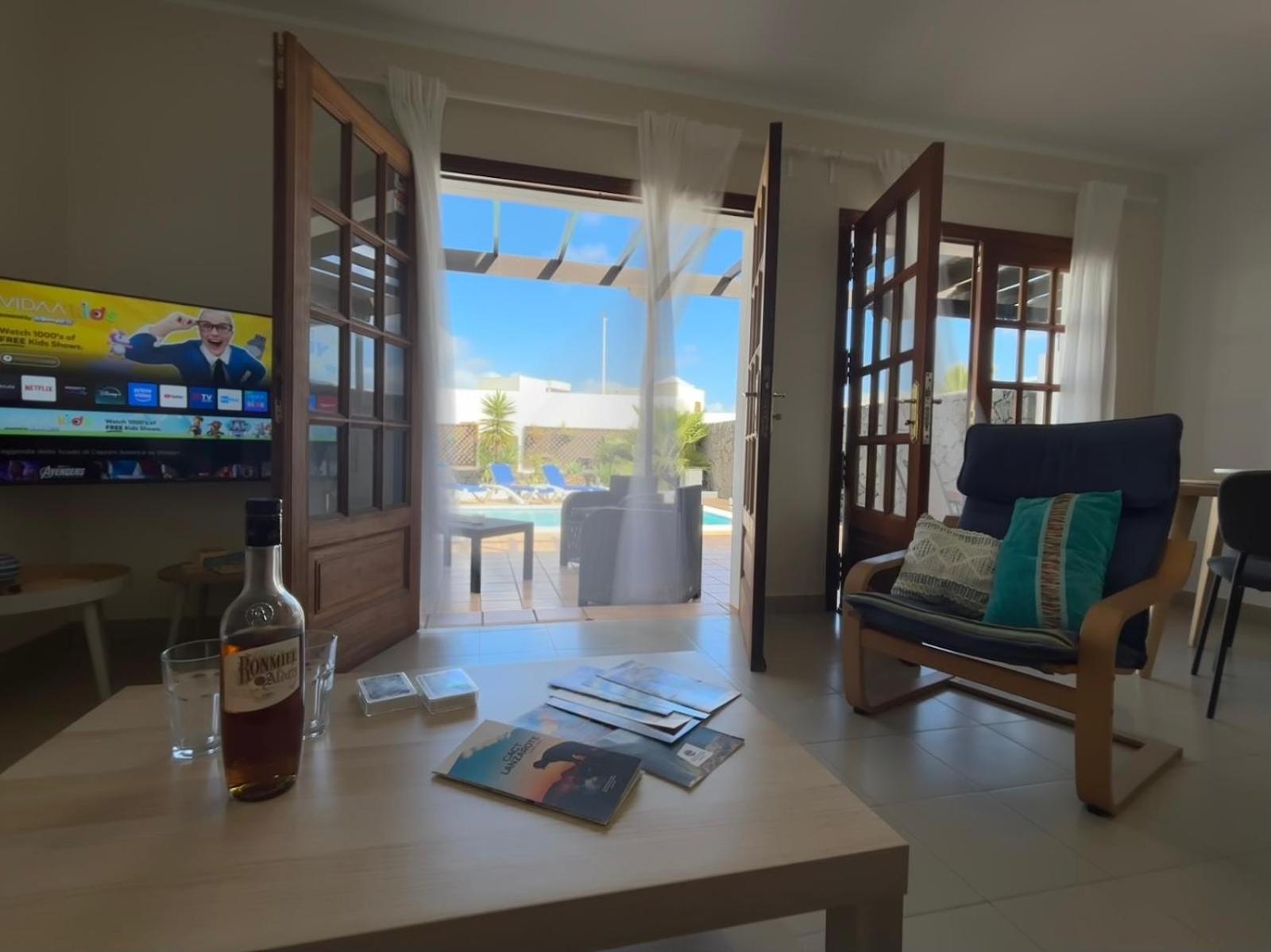 Villa Adel 56, Private Heated Pool, Parking Playa Blanca  Exterior photo
